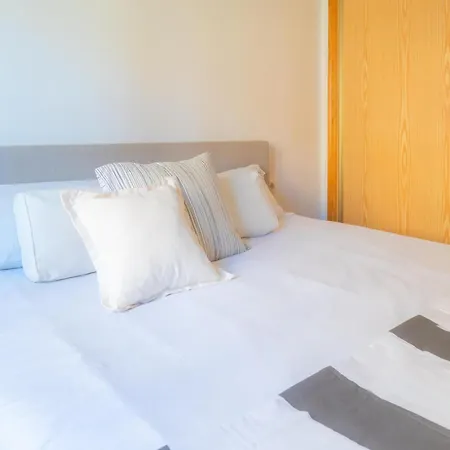 En Planta Baja En Club Salino, - Piscina Y Jardin Privados - Es-220-14 Torrevieja