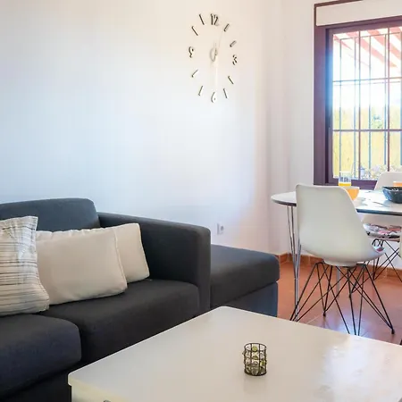 En Planta Baja En Club Salino, - Piscina Y Jardin Privados - Es-220-14 * Torrevieja